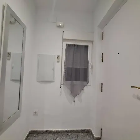 Apartment Altamira White & Bright *