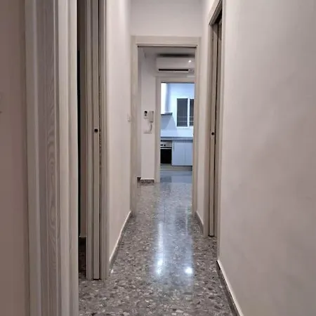 Apartment Altamira White & Bright