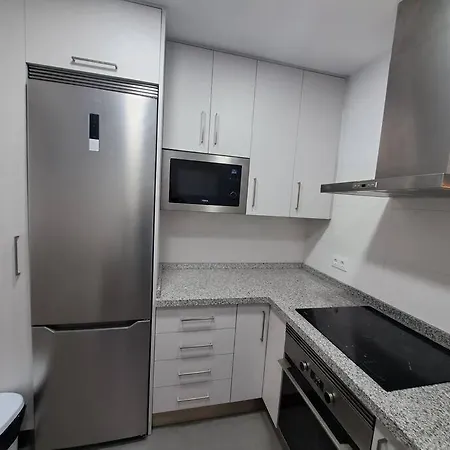 Apartment Altamira White & Bright